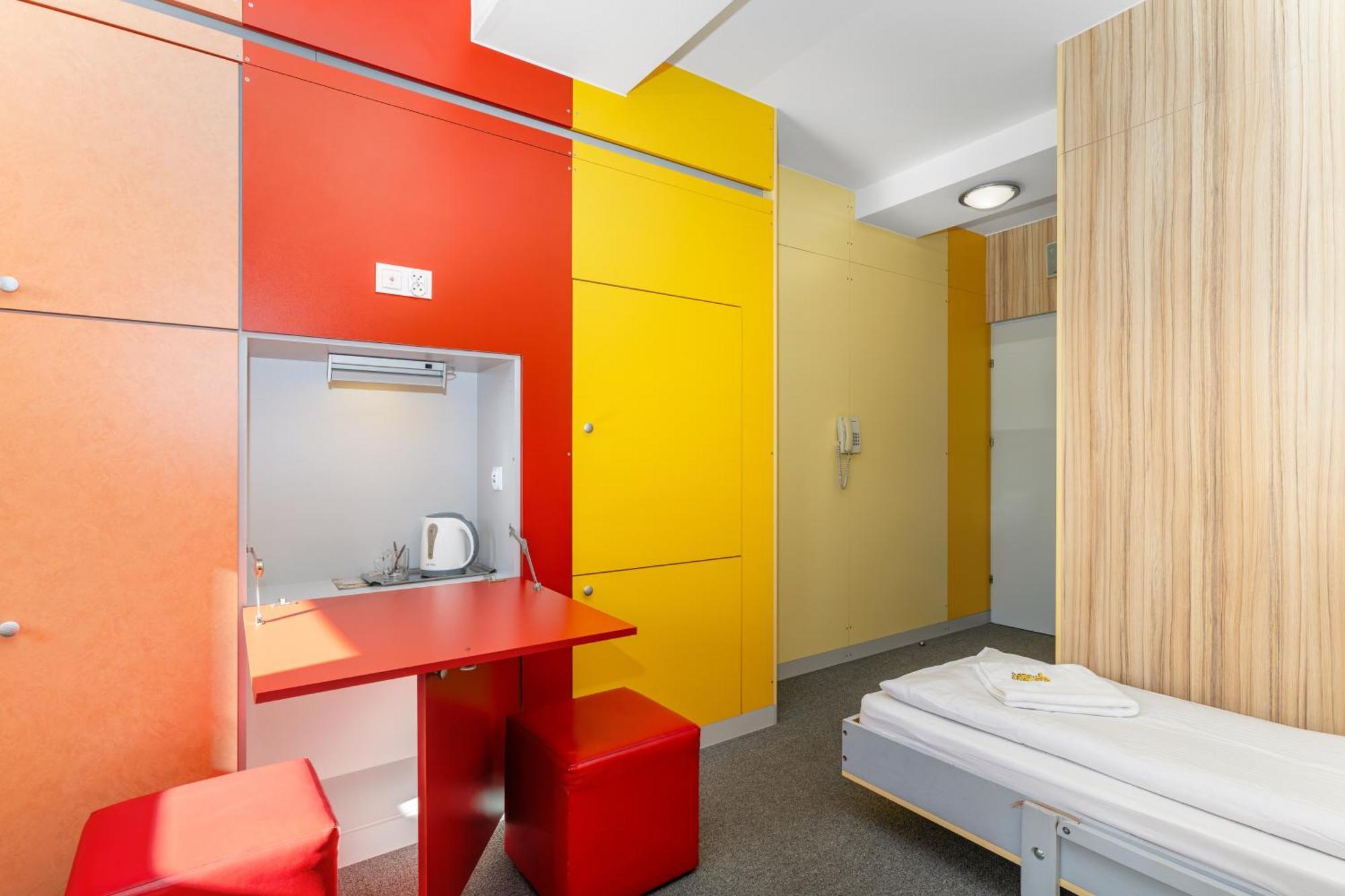 Bed and Breakfast Elemels Planet Устронь Экстерьер фото