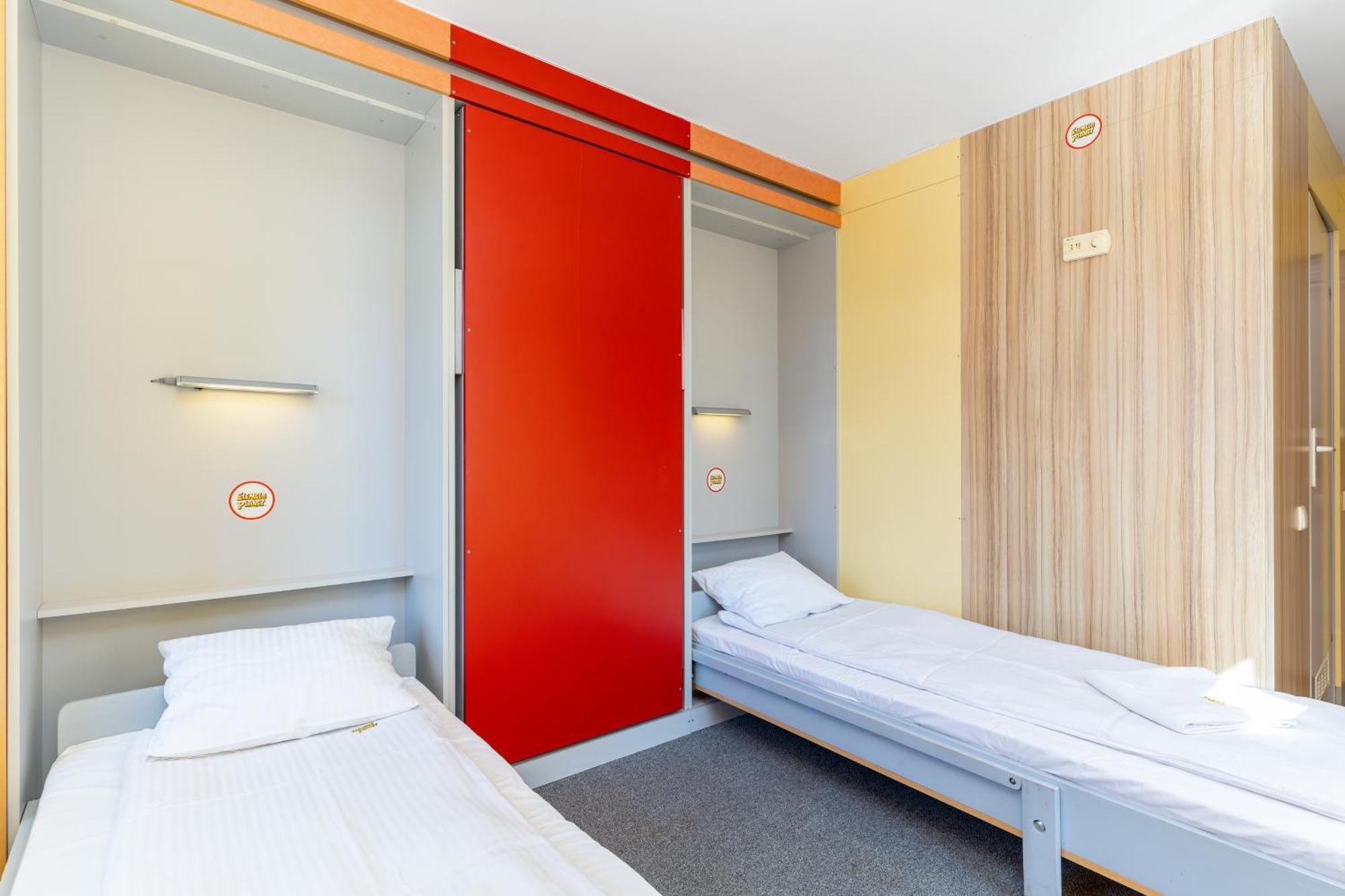 Bed and Breakfast Elemels Planet Устронь Экстерьер фото